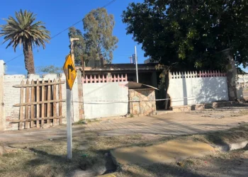 Tragedia cerca de la Estación Córdoba: hallaron sin vida a un conocido cuidacoches dentro de un refugio abandonado