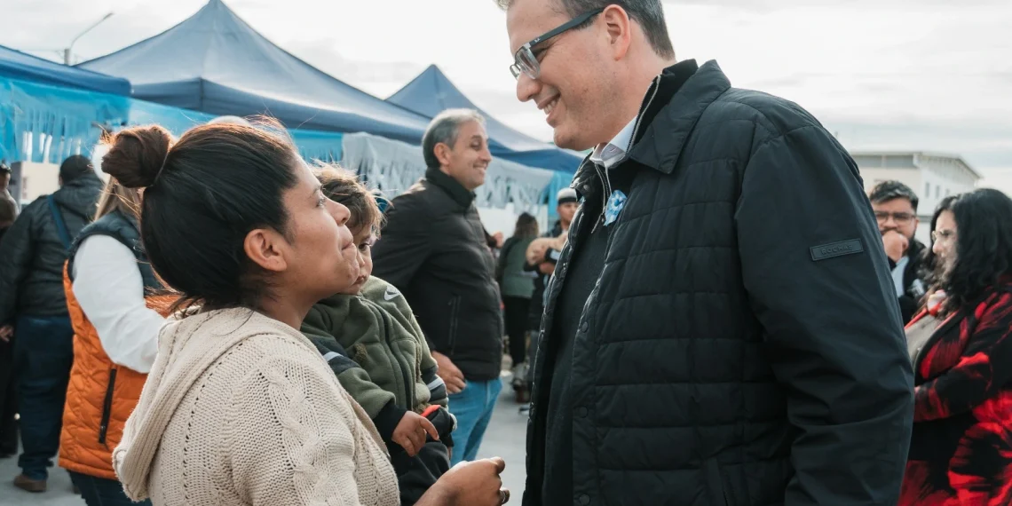 «Rawson en Comunidad» desembarcó en Valle Grande con un operativo integral de obras y servicios