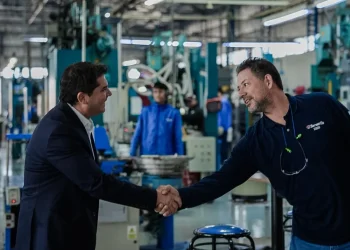Visita estratégica: Orrego respaldó el crecimiento de la empresa Taranto en San Juan