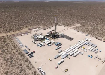 Histórico: YPF activa una inversión de USD 25.000 millones para reventar la producción de Vaca Muerta