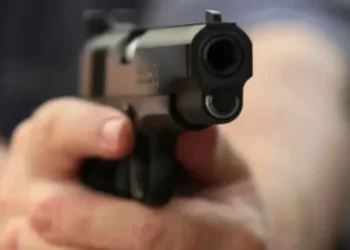 Violento asalto en un barrio privado: banda armada tomó rehenes y exigió una suma en dólares