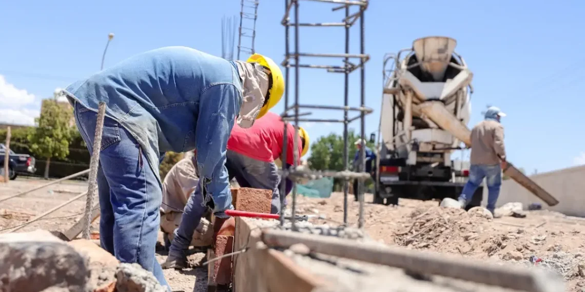 Repunte económico: Industria y construcción crecieron con fuerza en marzo