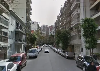Tragedia en Recoleta: una mujer de 92 años murió en un incendio dentro de su departamento