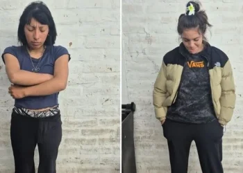 Violenta batalla campal en el microcentro: detuvieron a dos «mecheras» tras atacar a empleadas de un local
