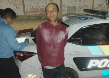 Inseguridad en pleno centro: atacó a un jubilado en un cajero de Tribunales y cayó tras una persecución
