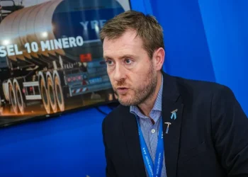 YPF pisa fuerte en San Juan: presentó un combustible exclusivo para las condiciones extremas de la minería