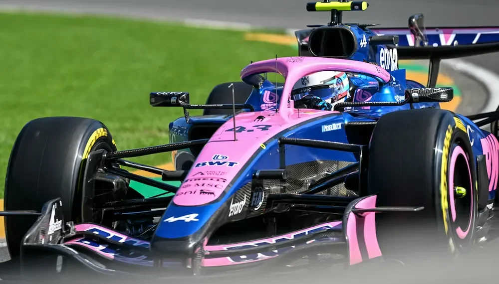 Tensión en la pista: Colapinto apuntó contra Verstappen tras un toque que lo relegó en carrera