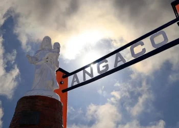 Ajedrez político en Angaco: Castro busca su cuarto mandato cercado por la Justicia frente a una fuerte avanzada orreguista y la interna bloquista