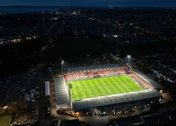 Escándalo en la Premier League: el español Álex Jiménez, apartado del Bournemouth por supuestos mensajes a una menor