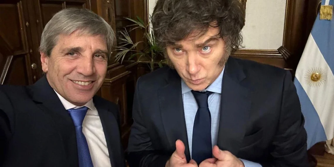 Luis Caputo proyectó el rumbo económico y lanzó una fuerte promesa electoral: «Milei ganará por paliza en primera vuelta en 2027»