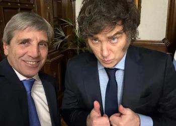 Luis Caputo proyectó el rumbo económico y lanzó una fuerte promesa electoral: «Milei ganará por paliza en primera vuelta en 2027»