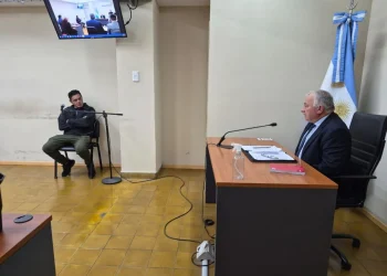 El exempleado de una concesionaria local evitó el juicio con una probación