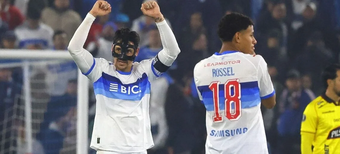 Copa Libertadores: Universidad Católica venció a Barcelona y dejó a Boca en el abismo