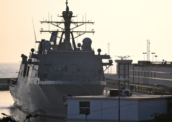 EE.UU. eleva a USD 300 millones la ayuda humanitaria para Venezuela y despliega marines en el puerto de La Guaira