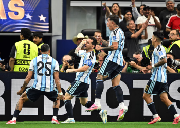 Argentina pisó fuerte en Dallas: triunfo por 2-0 ante Austria con un doblete histórico de Lionel Messi