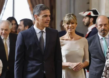 Giro histórico en España: envían a juicio por corrupción a Begoña Gómez, la esposa de Pedro Sánchez