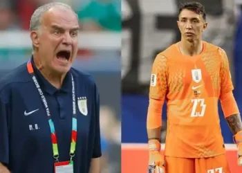 Escándalo en Uruguay: revelan que Muslera atajó con 40° de fiebre contra España y Bielsa no sabía nada