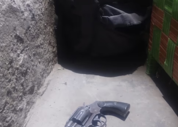 Violencia en Chimbas: padre e hijo cayeron detenidos tras un violento tiroteo vecinal