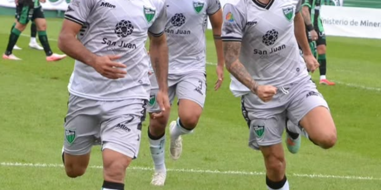 Escándalo en el Hilario Sánchez: suspendieron San Martín – Nueva Chicago por la agresión al arquero visitante