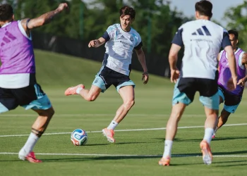 Balerdi se pierde el Mundial: Durísima baja de último momento para la Selección Argentina
