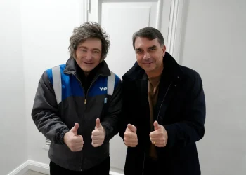 Milei y Bolsonaro: la alianza que busca teñir de azul a Brasil