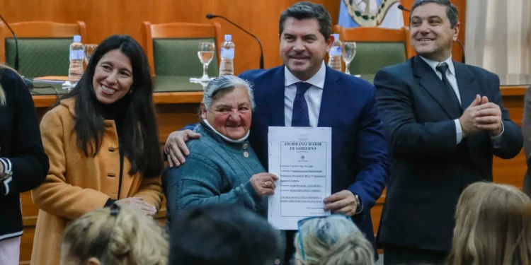 Marcelo Orrego: «El título de propiedad le da a las familias la estabilidad y previsibilidad que se merecen»