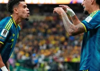 Colombia pisó fuerte en el debut mundialista: fue muy superior y venció a Uzbekistán