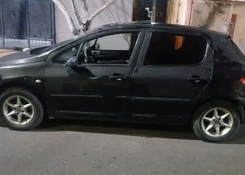 Secuestran un arma de fuego y un auto tras maniobras peligrosas en Sarmiento