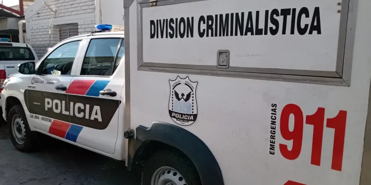 Conmoción en Rivadavia: hallaron a un hombre sin vida en la vía pública e investigan las causas del deceso