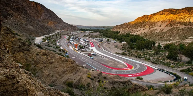 Histórico: el Autódromo El Zonda se transforma en una pista para los runners de San Juan