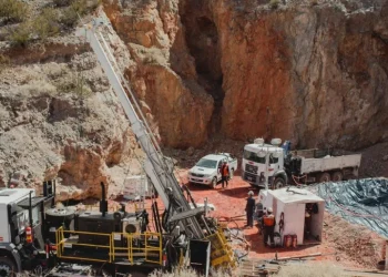 Alarma en el sector minero: suspenden el traslado de mineral entre Hualilán y Casposo