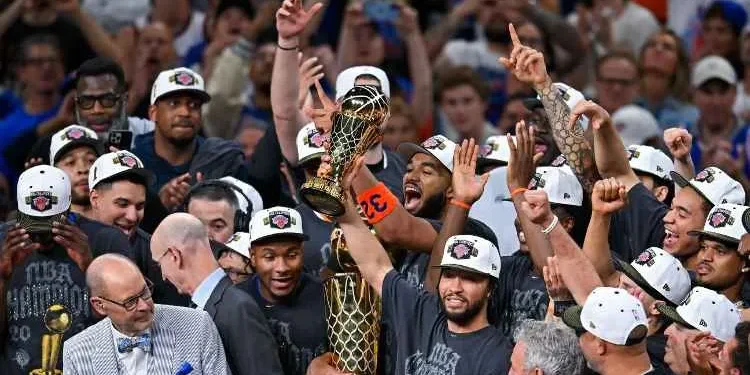 Terminó la maldición de la Gran Manzana: New York Knicks venció a San Antonio Spurs y es el nuevo campeón de la NBA