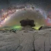 El cielo sobre Ischigualasto: astrofotógrafo retrató el Valle de la Luna bajo el arco completo de la Vía Láctea