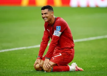 «Siguiente pregunta»: el tenso momento de Cristiano Ronaldo con un periodista que le nombró a Messi