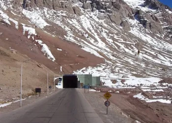 El Paso de Agua Negra permanecerá cerrado hasta nuevo aviso por intensas nevadas