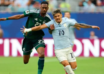 Uruguay rescató un punto agónico en su debut mundialista ante Arabia Saudita