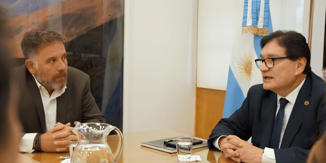 Judicales de San Juan piden cobrar conectidad , igual que los docentes