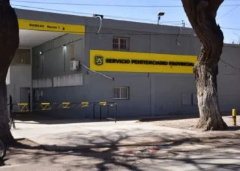 Furia en el Penal de Chimbas: el preso que quiso atacar al fiscal Plaza, destrozó Sanidad y lesionó a dos guardias