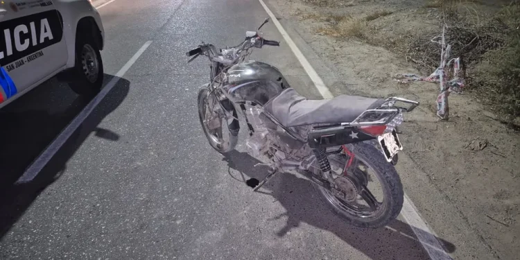 Tragedia en Rivadavia: identificaron al motociclista que murió tras chocar contra un árbol en La Bebida