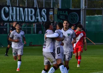 San Martín vuelve a jugar de local tras la suspensión ante Chicago: horario, formación y dónde verlo