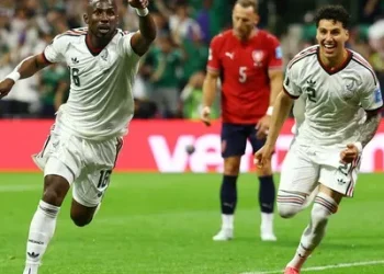 México asegura el liderato del Grupo A y Sudáfrica hace historia