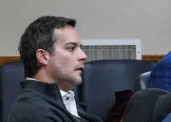 Piden endurecer la condena para el cirujano que cobró $250.000 por operar en un hospital público