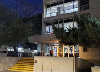 Susto en el Hospital Rawson: un cortocircuito obligó a desalojar preventivamente el edificio de Clínica Médica
