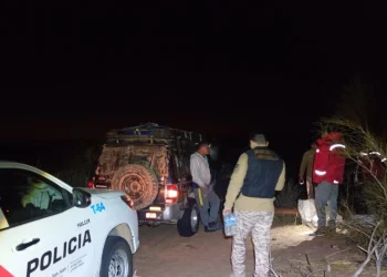 Rescataron a una familia chimbera que llevaba más de 24 horas perdida e incomunicada en el campo