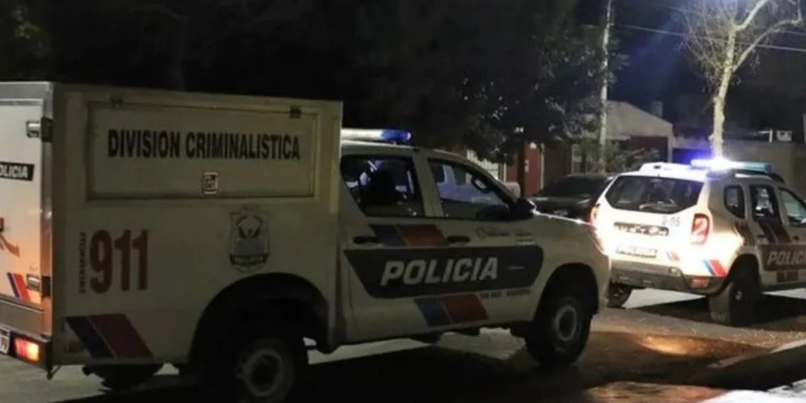 Tragedia en Rawson: atropelló y mató a una mujer sobre el lateral de la Ruta 40, escapó y fue detenido por la Policía