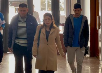 Giro en la causa: se entregaron el presunto autor y el sospechoso de complicidad por el crimen en el Barrio Los Toneles