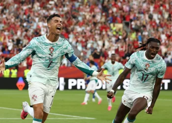 Portugal sufrió hasta el último suspiro para dejar afuera a Croacia