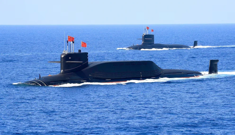 China desafía la estabilidad regional con el lanzamiento de un misil desde un submarino nuclear