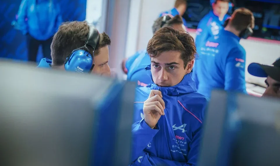 Franco Colapinto no corre la primera práctica del Gran Premio de Hungría por reglamento