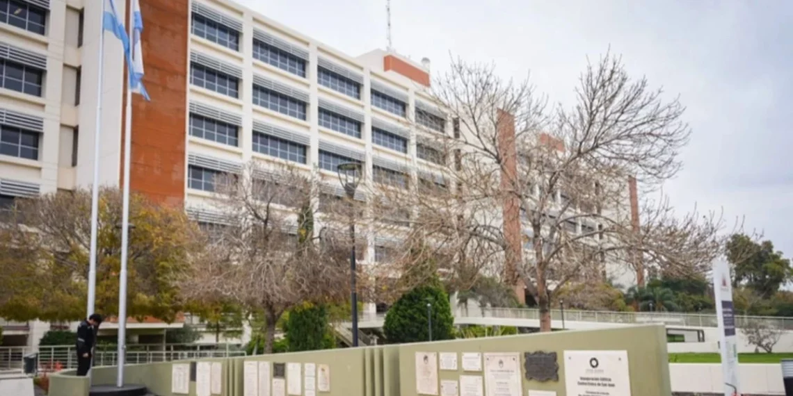 Estatales sanjuaninos tendrán flexibilidad horaria este martes por el partido de Argentina